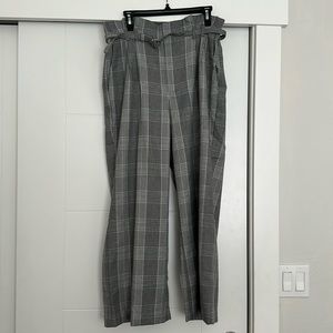 EXPRESS Plaid Belted Trousers (NWOT)